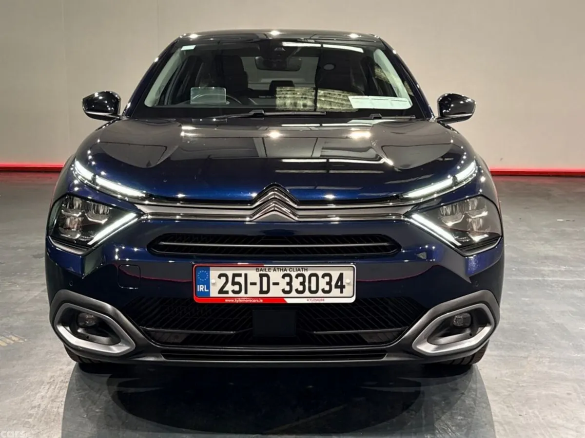 Citroen C4 X Saloon, Diesel, 2025, Blue