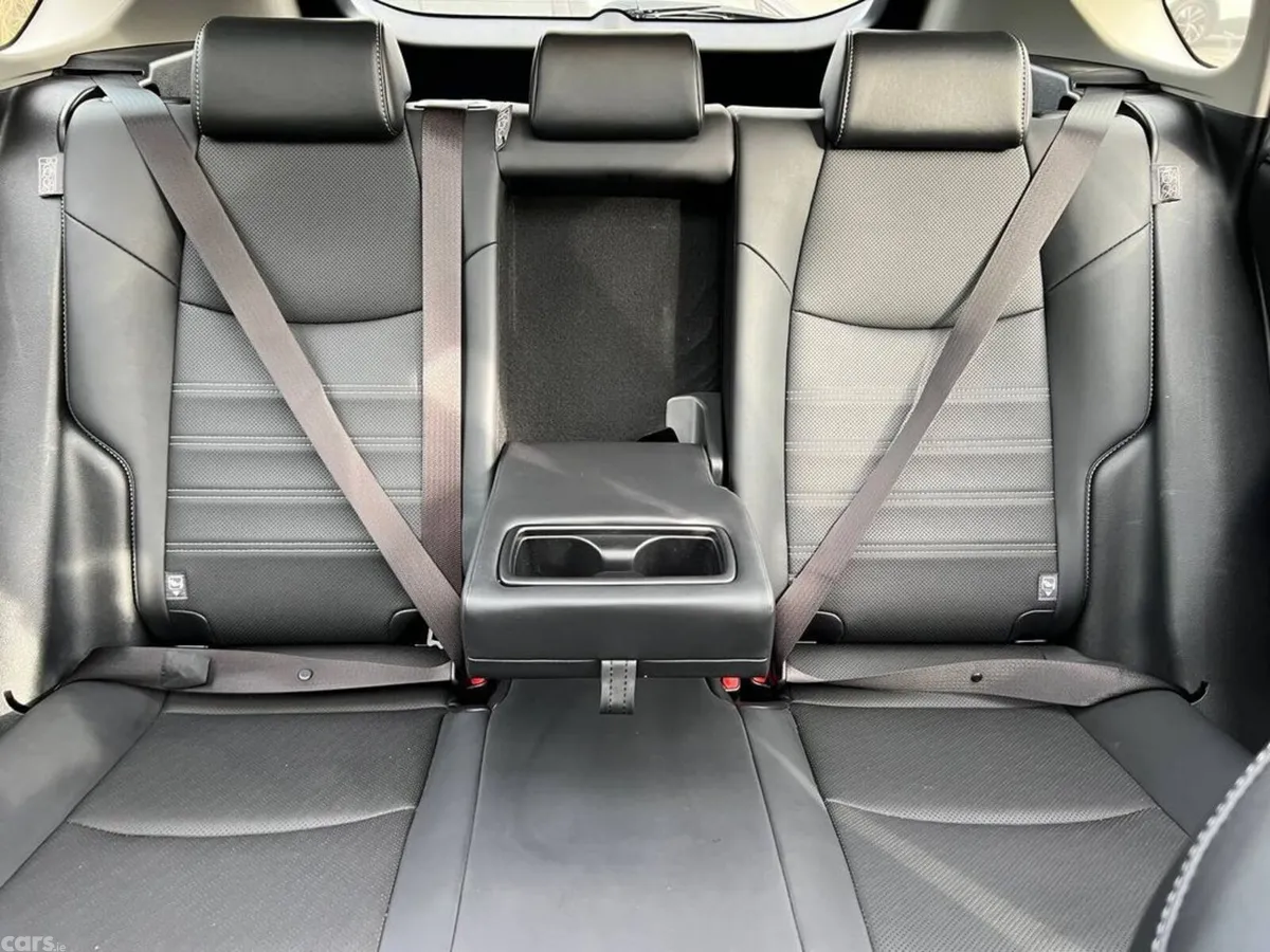 Toyota RAV4 SUV, Petrol Hybrid, 2022, Black