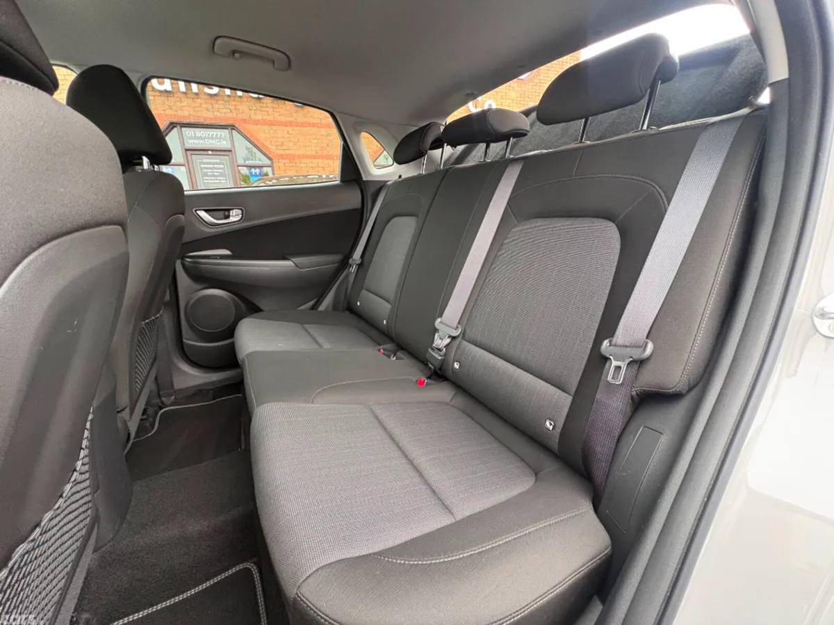 Hyundai KONA MPV, Petrol, 2022, Grey
