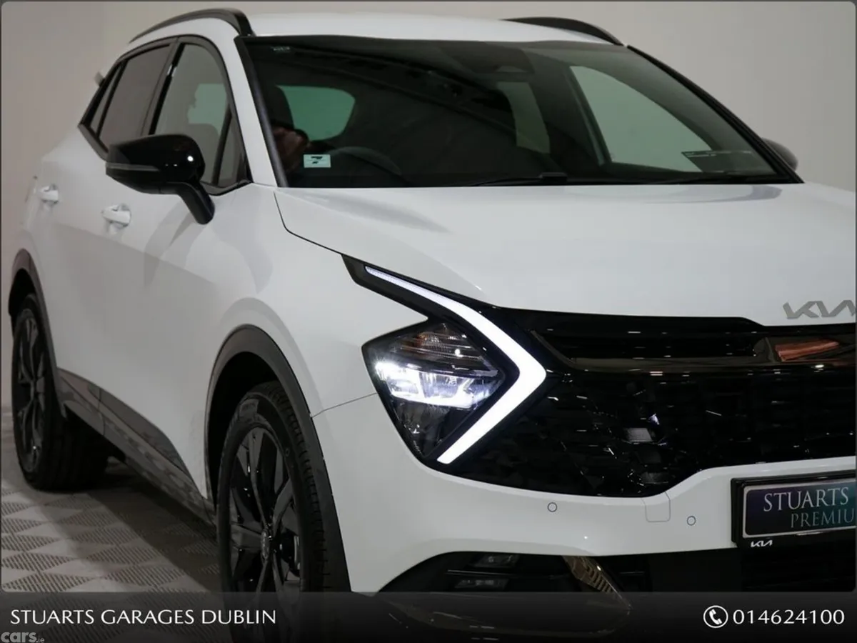 Kia Sportage MPV, Petrol Plug-in Hybrid, 2024, White