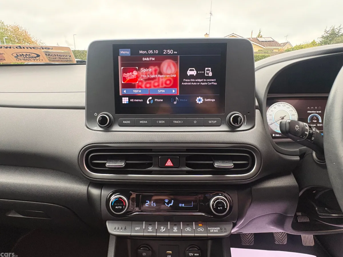Hyundai KONA MPV, Petrol, 2022, Grey