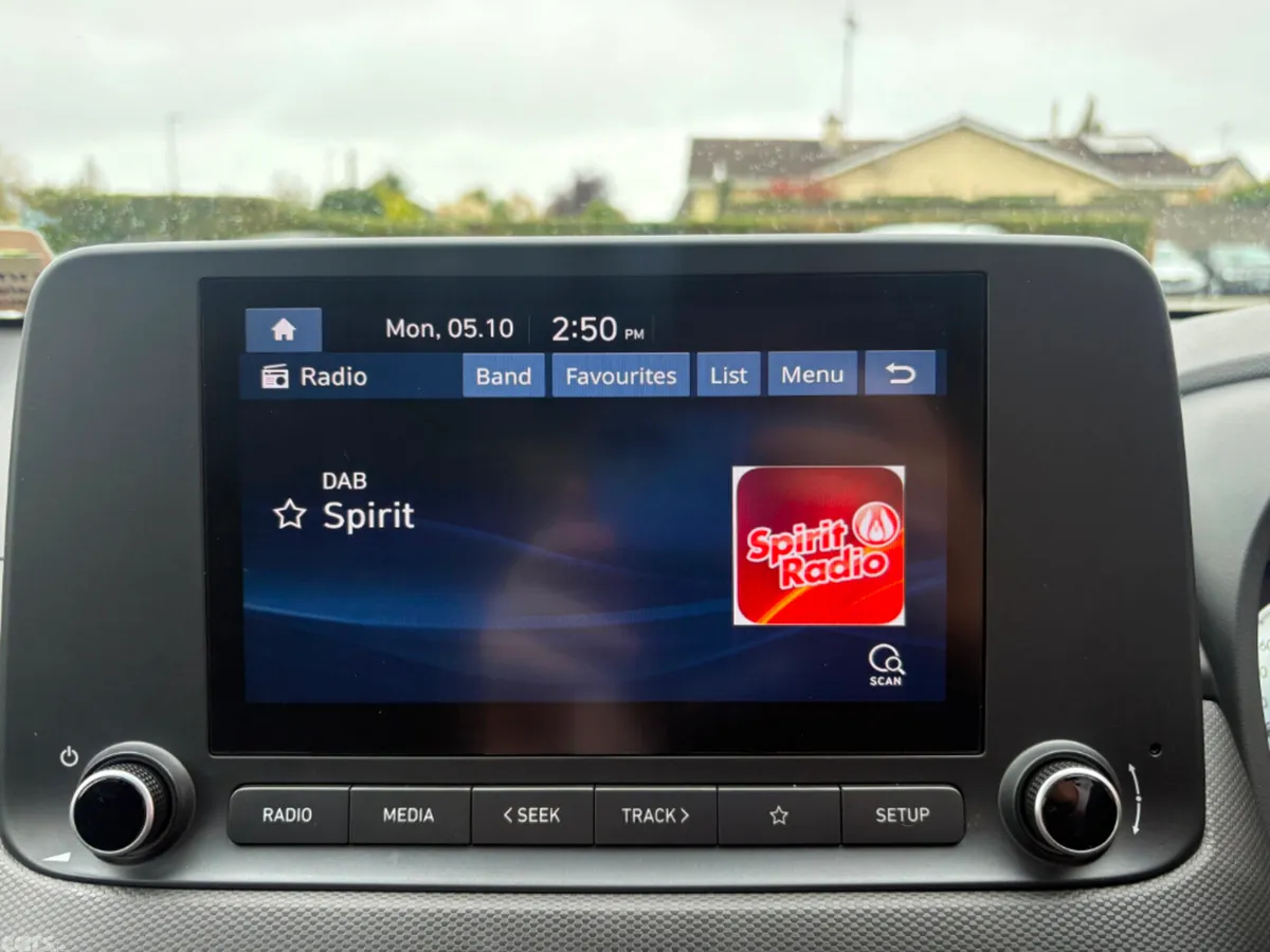 Hyundai KONA MPV, Petrol, 2022, Grey