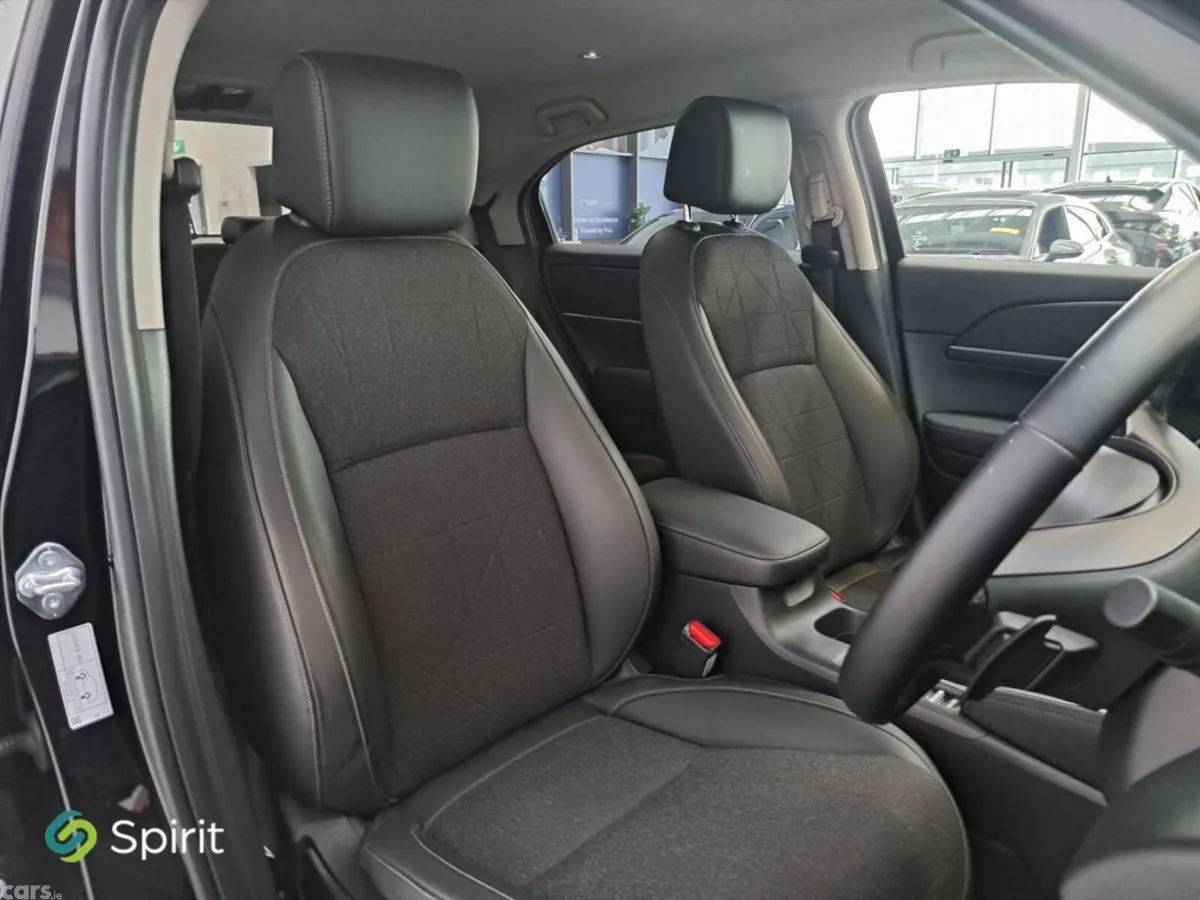 Honda HR-V SUV, Petrol Hybrid, 2025, Black