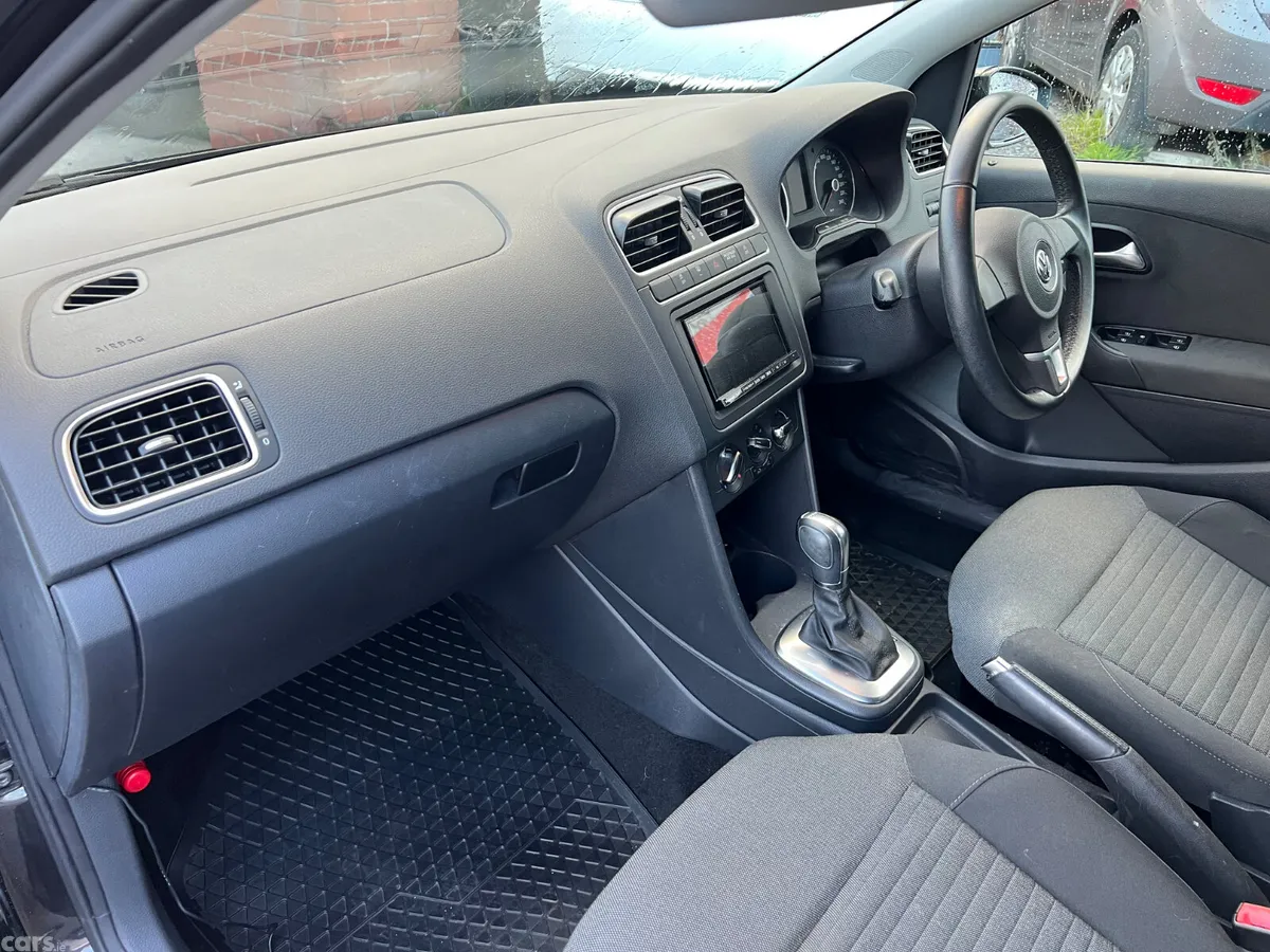 Volkswagen Polo Hatchback, Petrol, 2013, Black