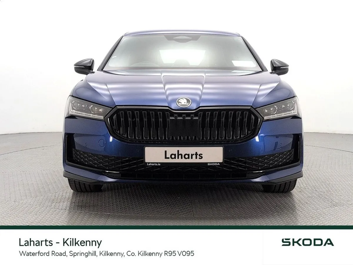 Skoda Superb Saloon, Diesel, 2026, Blue