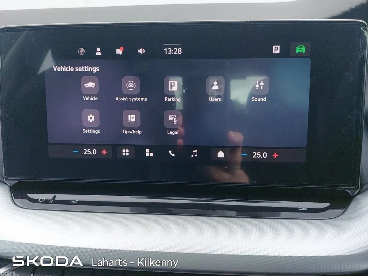 Skoda Octavia Saloon, Petrol, 2026, Grey