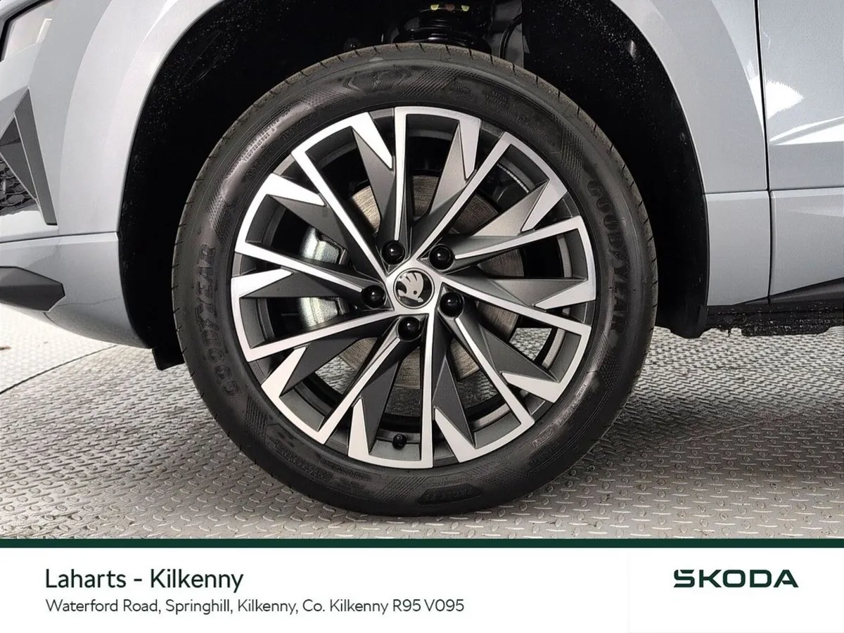 Skoda Karoq SUV, Diesel, 2026, Grey