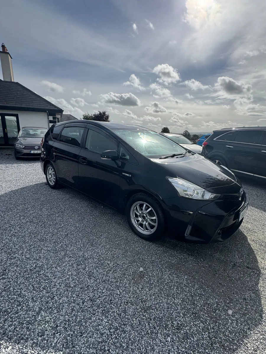 Toyota Prius MPV, Petrol Hybrid, 2016, Black