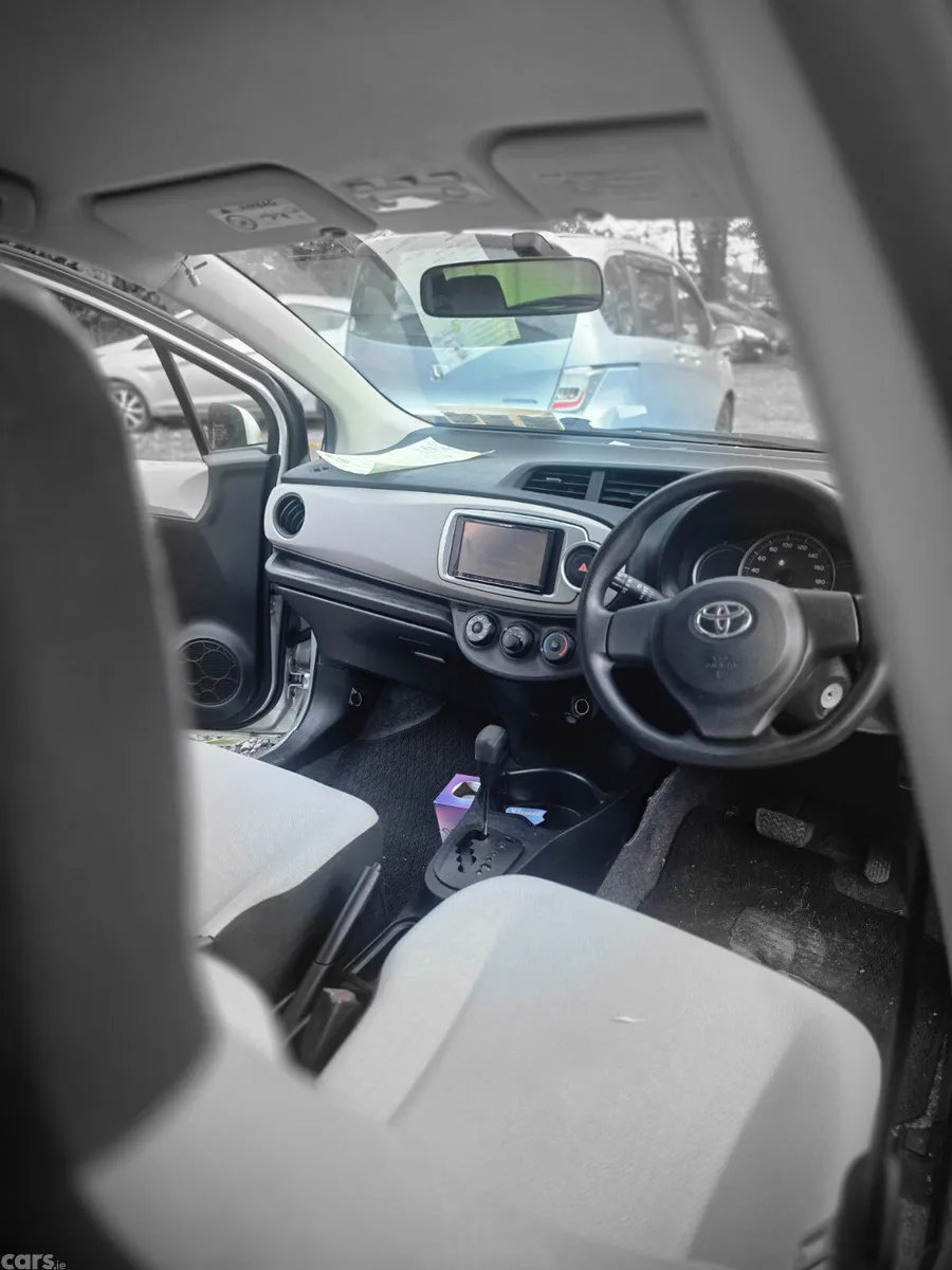 Toyota Vitz Hatchback, Petrol, 2013, Silver