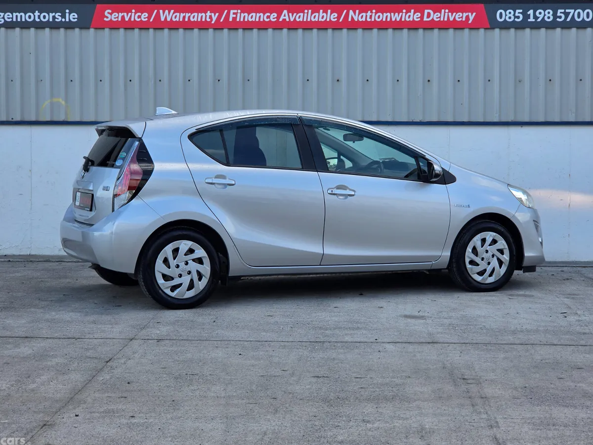 Toyota Aqua Hatchback, Petrol Hybrid, 2017, Silver