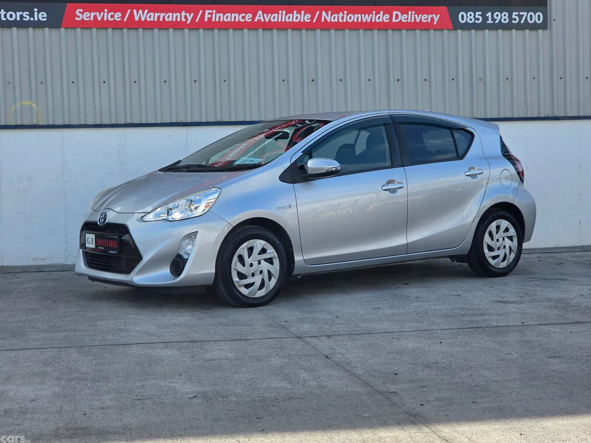 Toyota Aqua Hatchback, Petrol Hybrid, 2017, Silver