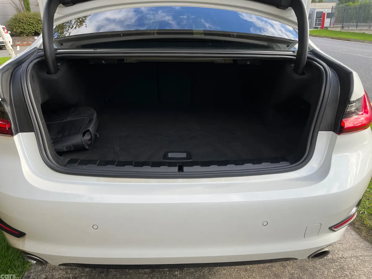 BMW 3-Series Saloon, Petrol Plug-in Hybrid, 2021, White