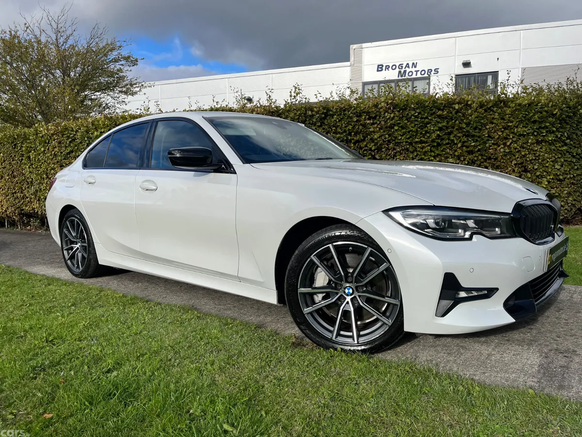 BMW 3-Series Saloon, Petrol Plug-in Hybrid, 2021, White