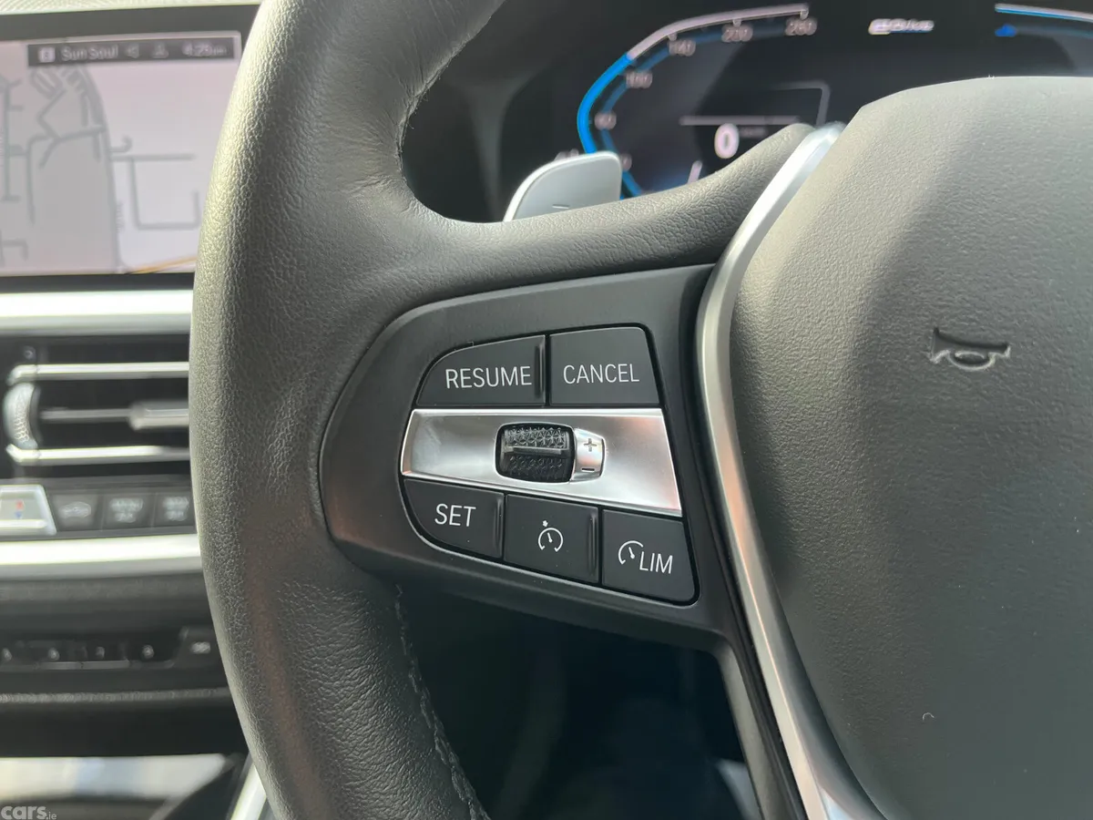 BMW 3-Series Saloon, Petrol Hybrid, 2021, White