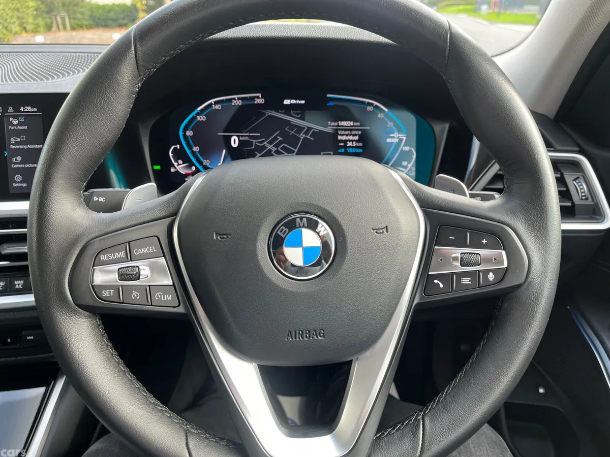 BMW 3-Series Saloon, Petrol Hybrid, 2021, White