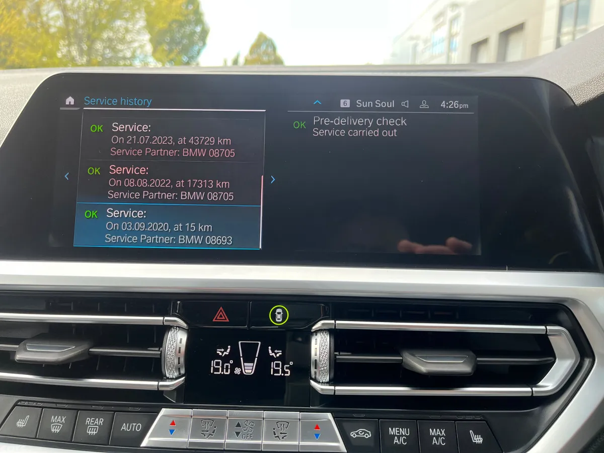 BMW 3-Series Saloon, Petrol Hybrid, 2021, White