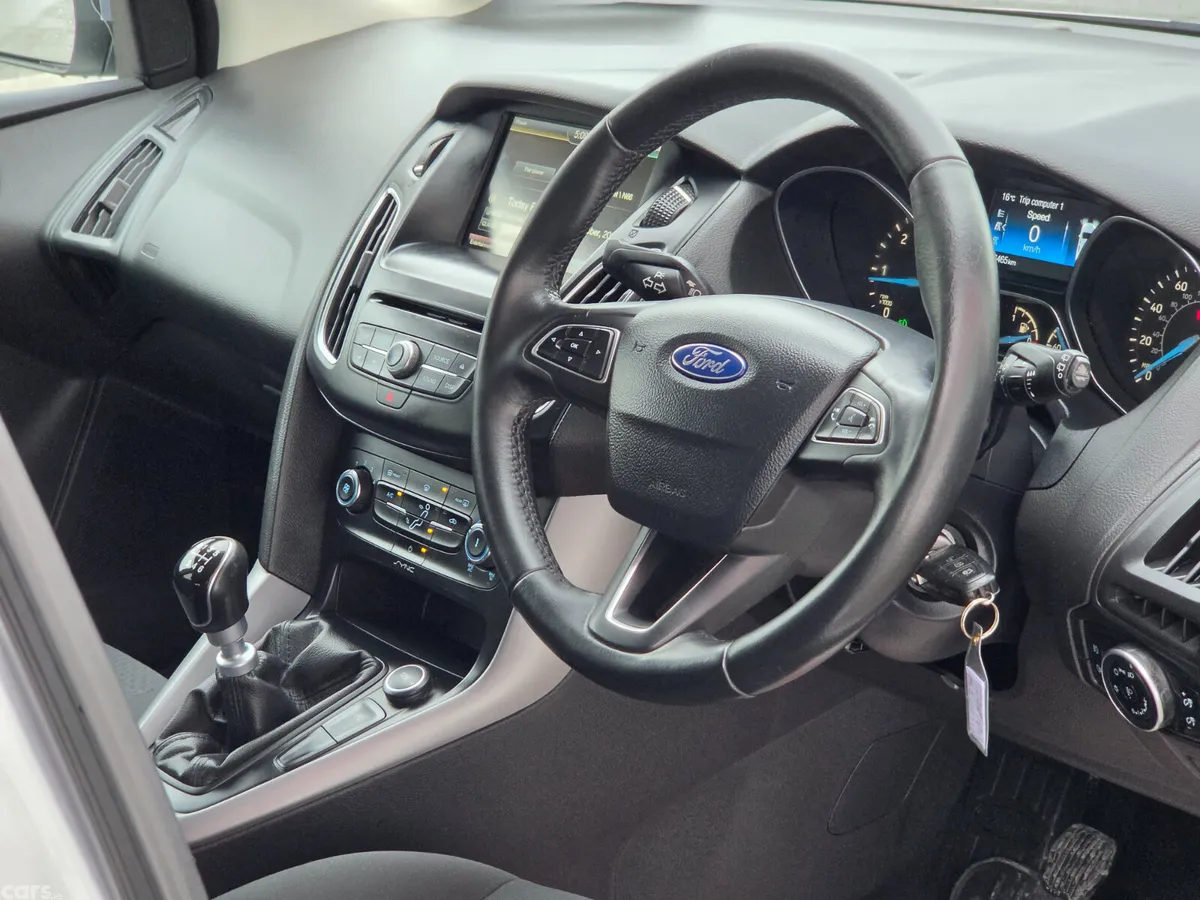Ford Focus Hatchback, Diesel, 2015, Silver