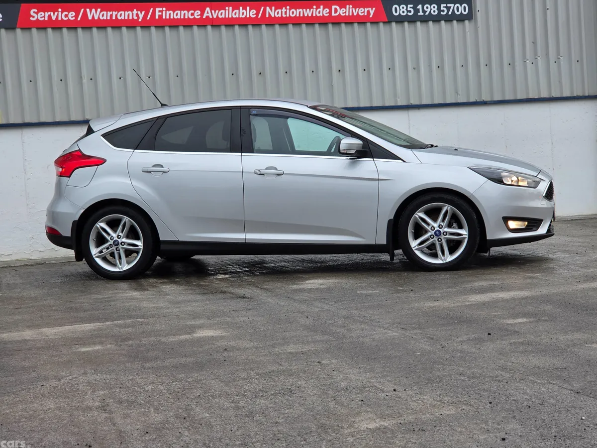 Ford Focus Hatchback, Diesel, 2015, Silver
