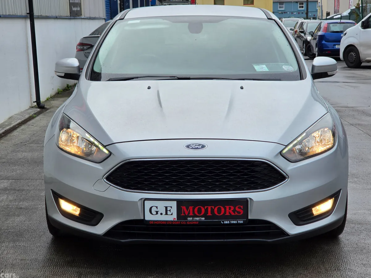 Ford Focus Hatchback, Diesel, 2015, Silver