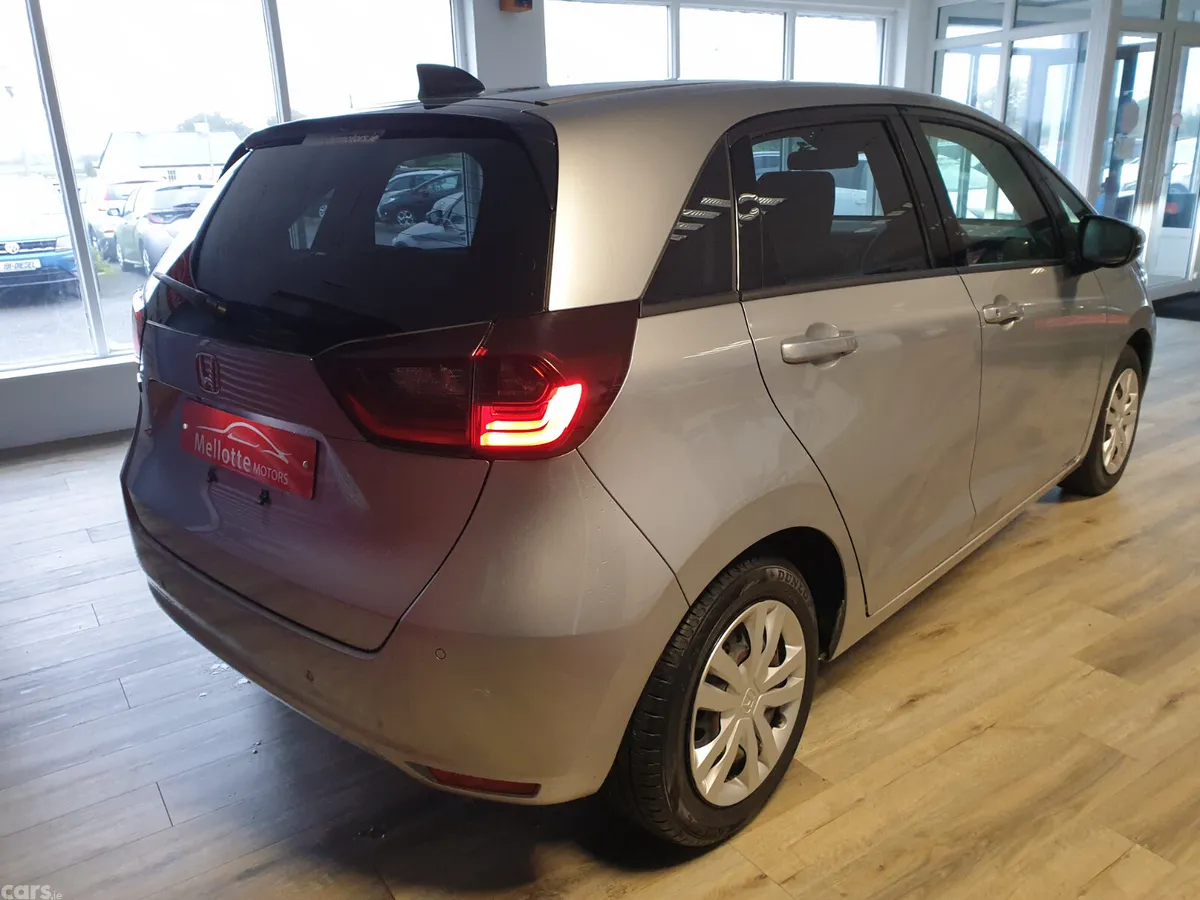 Honda Fit Hatchback, Petrol, 2021, Silver