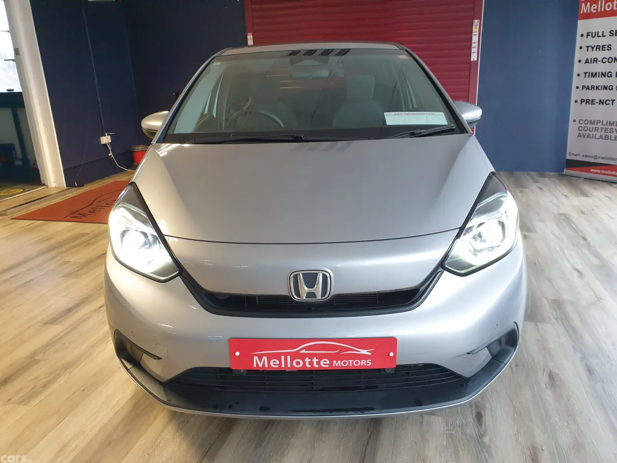 Honda Fit Hatchback, Petrol, 2021, Silver