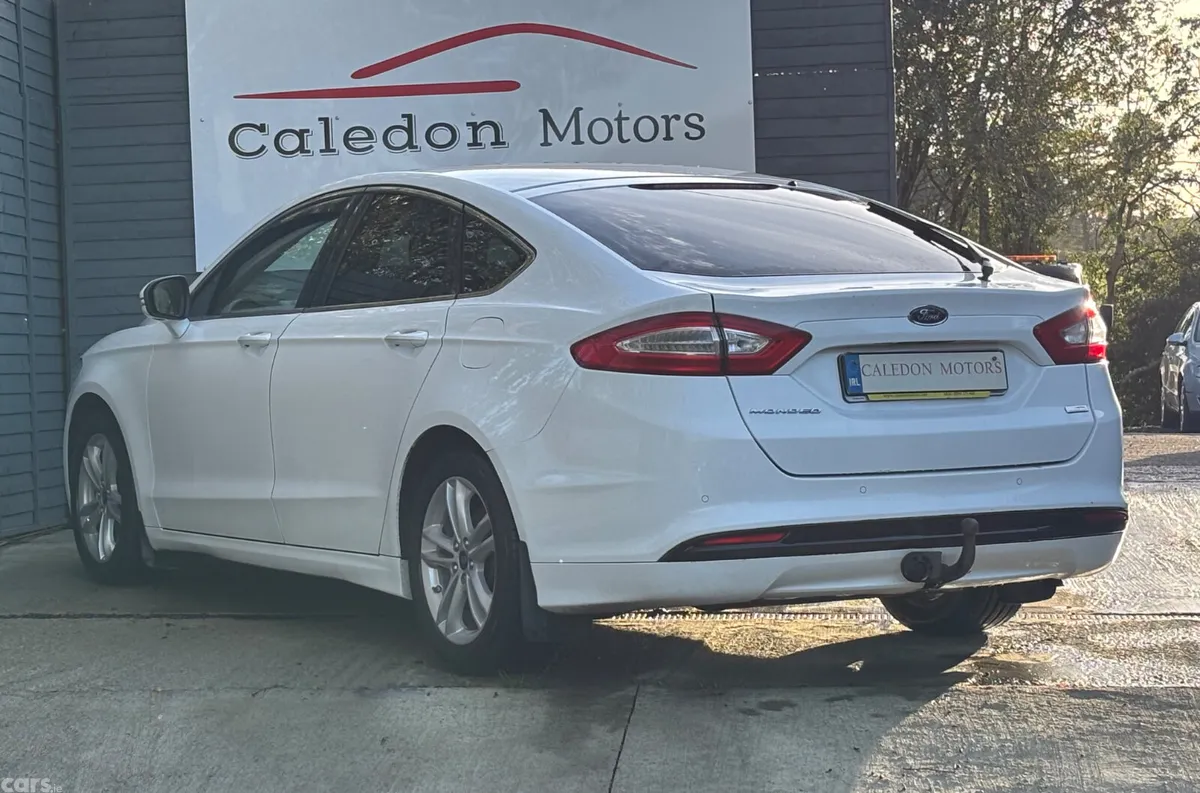 Ford Mondeo Hatchback, Diesel, 2018, White