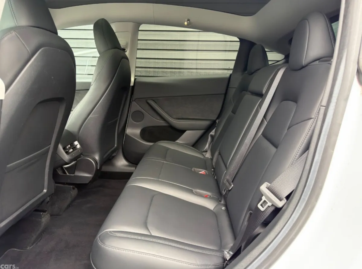 Tesla Model Y SUV, Electric, 2022, White