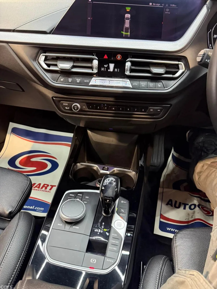 BMW 1-Series Hatchback, Diesel, 2021, Blue