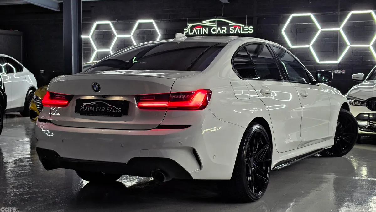 BMW 3-Series Saloon, Petrol Plug-in Hybrid, 2020, White