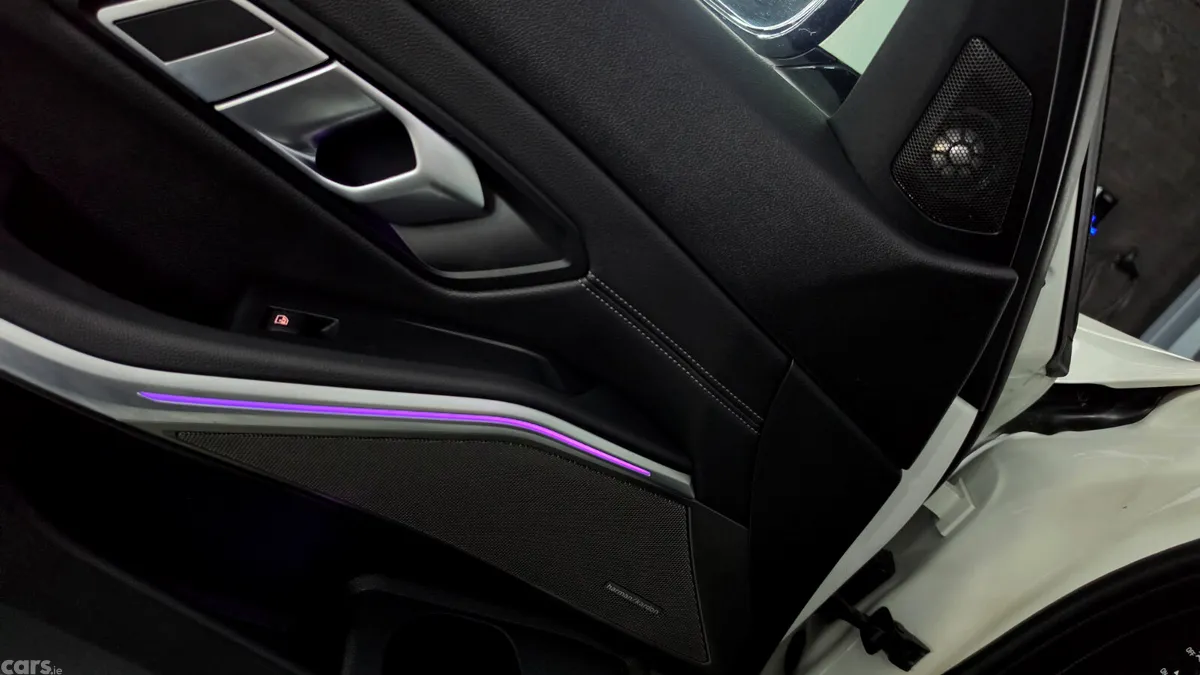 BMW 3-Series Saloon, Petrol Plug-in Hybrid, 2020, White