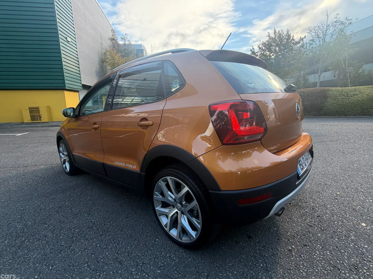 Volkswagen Polo Hatchback, Petrol, 2015, Orange