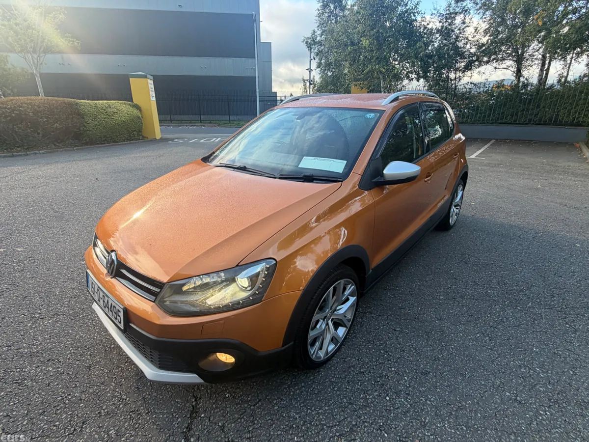 Volkswagen Polo Hatchback, Petrol, 2015, Orange