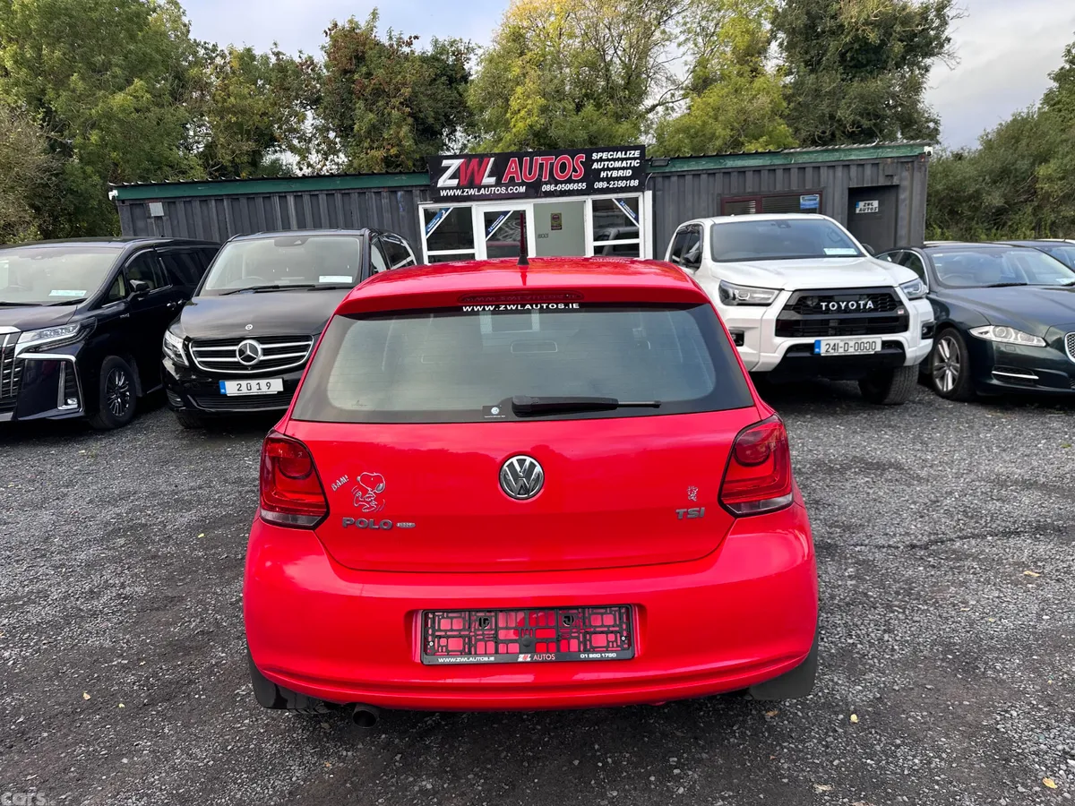 Volkswagen Polo Hatchback, Petrol, 2012, Red