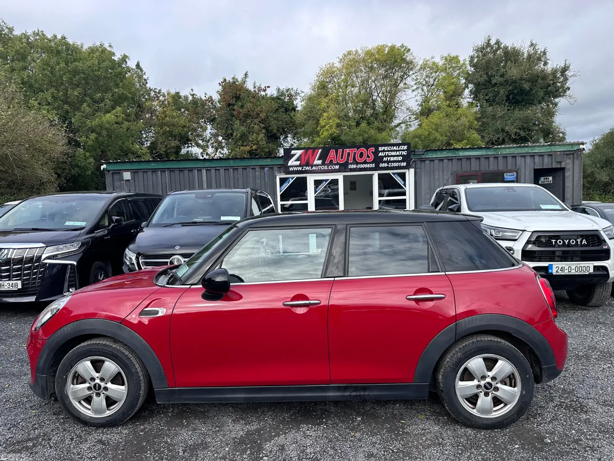 Mini Cooper Hatchback, Diesel, 2017, Red