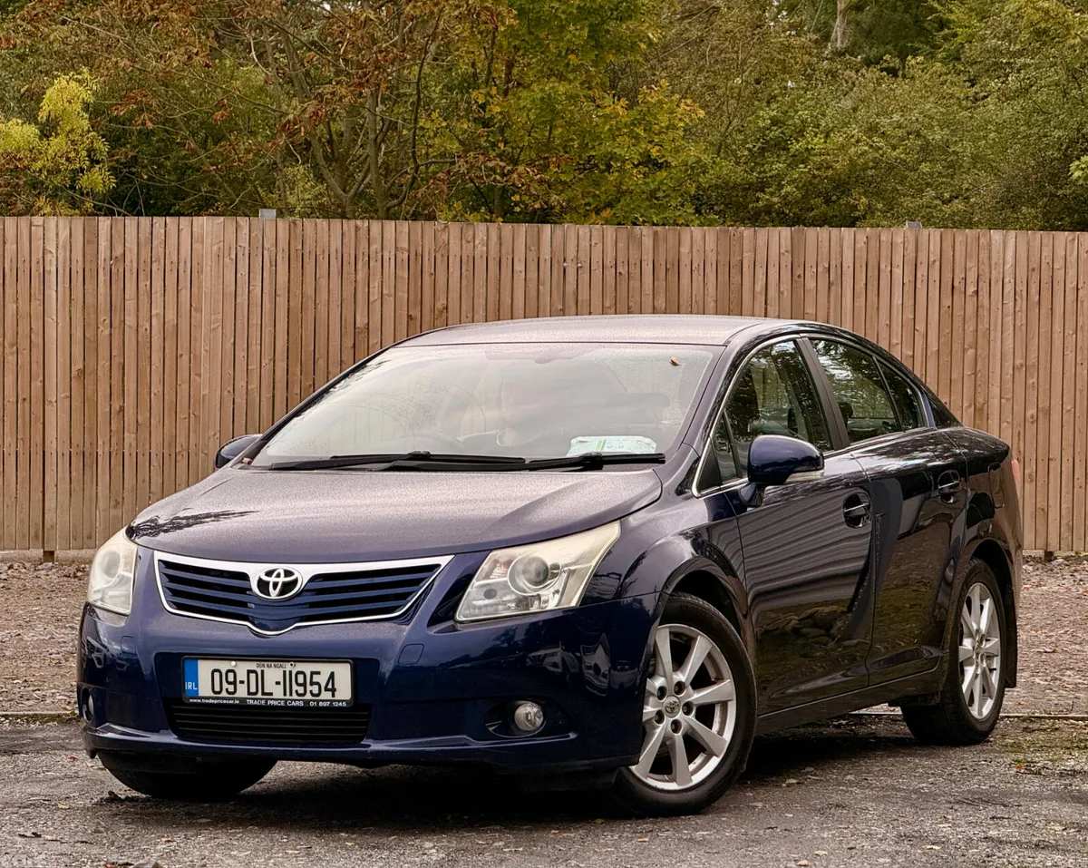 Toyota Avensis Saloon, Diesel, 2009, Blue
