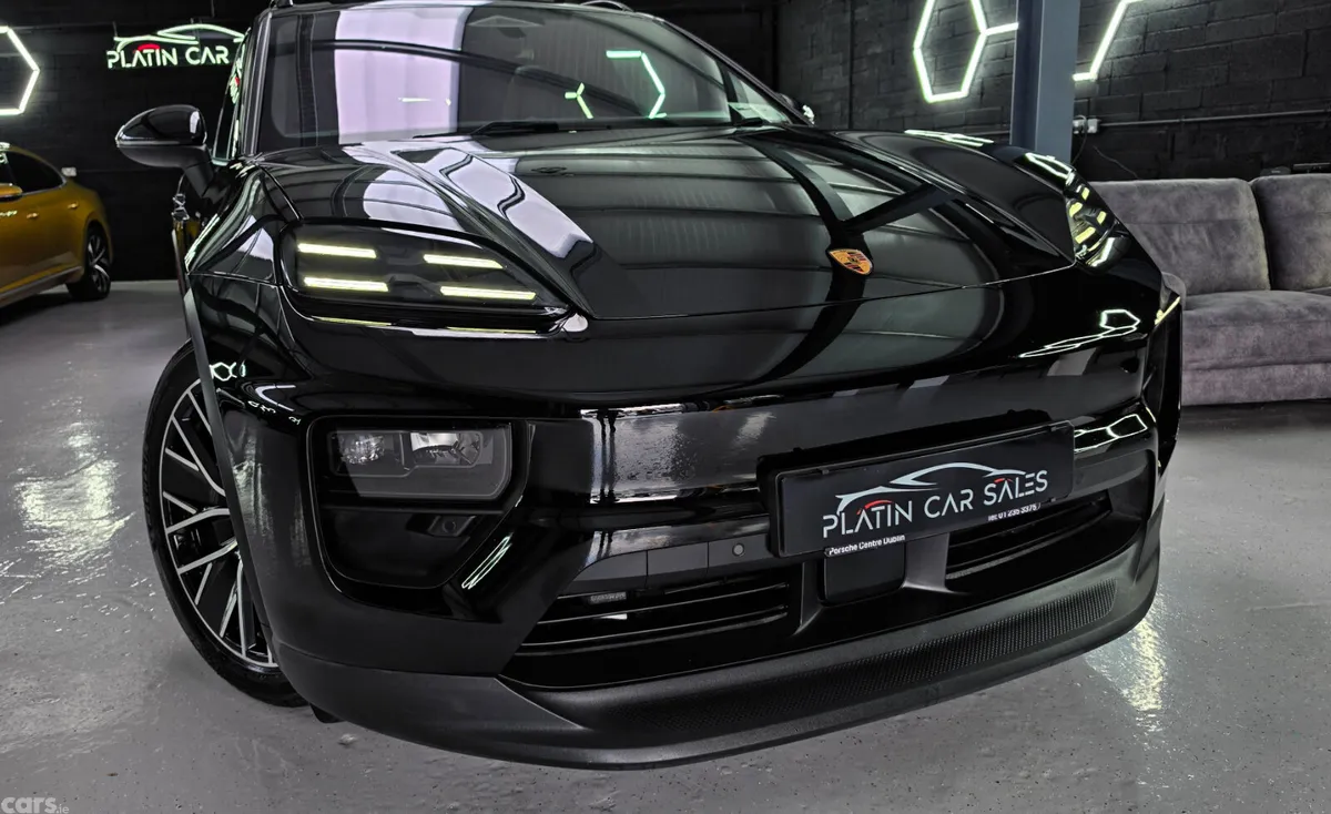 Porsche Macan SUV, Electric, 2024, Black