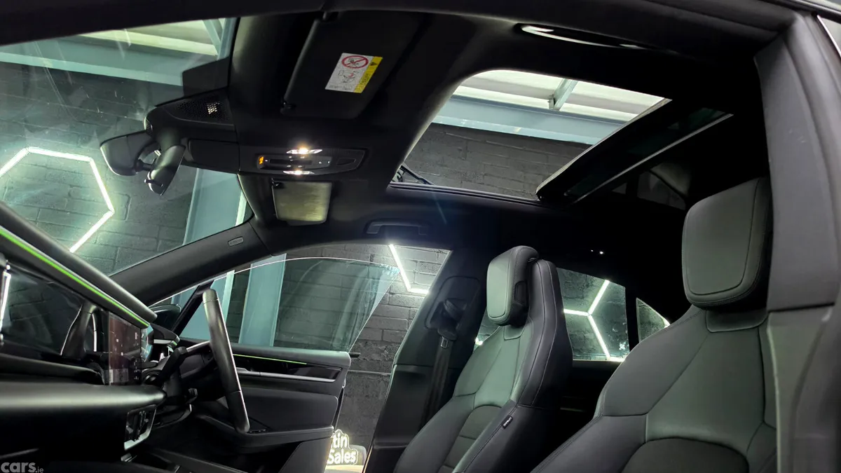 Porsche Macan SUV, Electric, 2024, Black