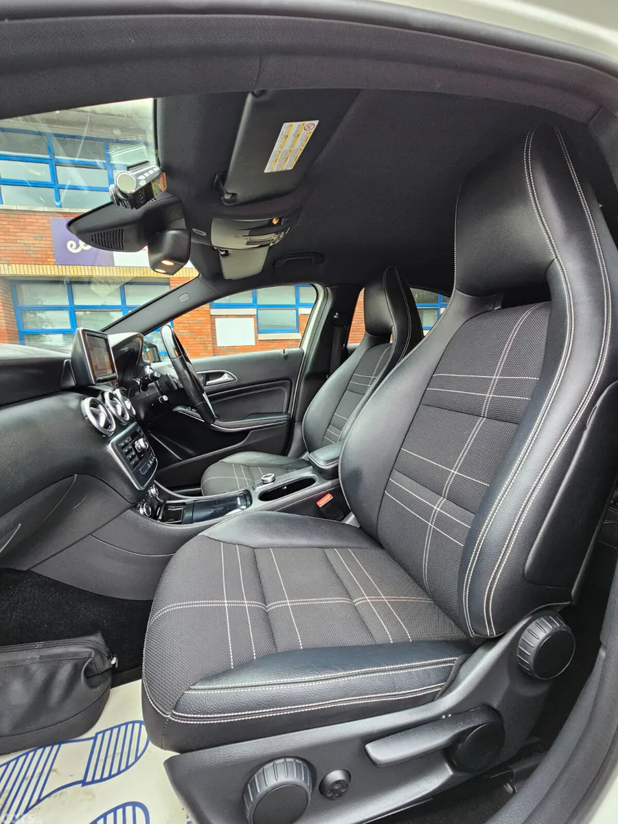 Mercedes-Benz A-Class Hatchback, Petrol, 2013, White