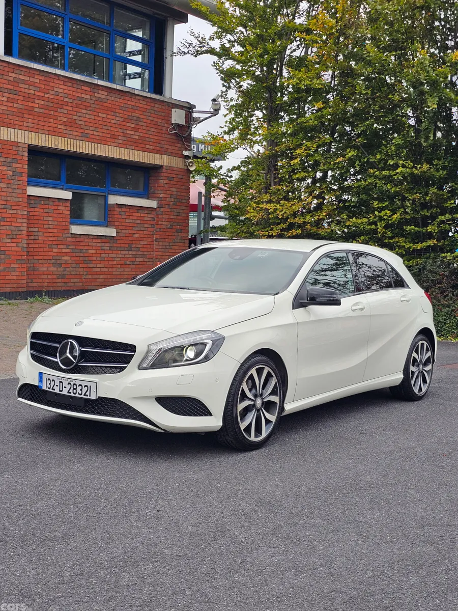 Mercedes-Benz A-Class Hatchback, Petrol, 2013, White
