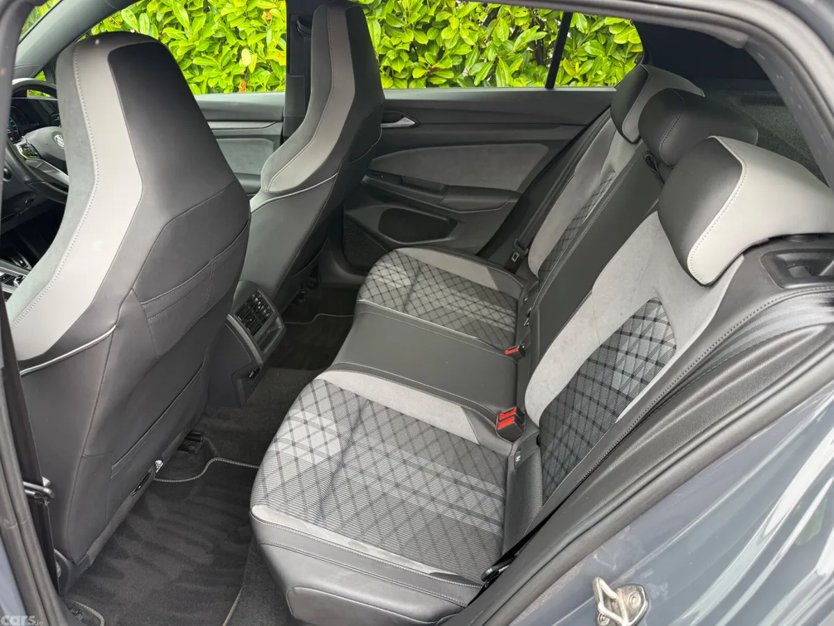 Volkswagen Golf Hatchback, Diesel, 2020, Grey