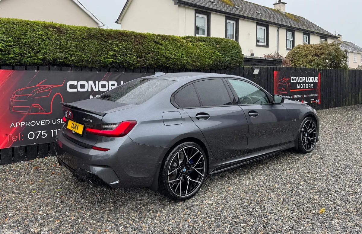 BMW 3-Series Saloon, Petrol Hybrid, 2022, Grey