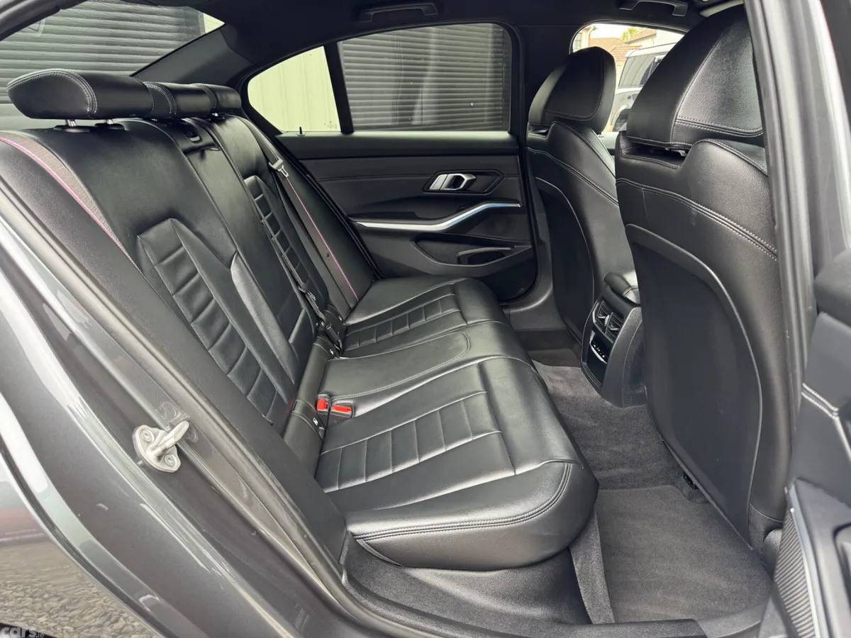 BMW 3-Series Saloon, Petrol Hybrid, 2022, Grey