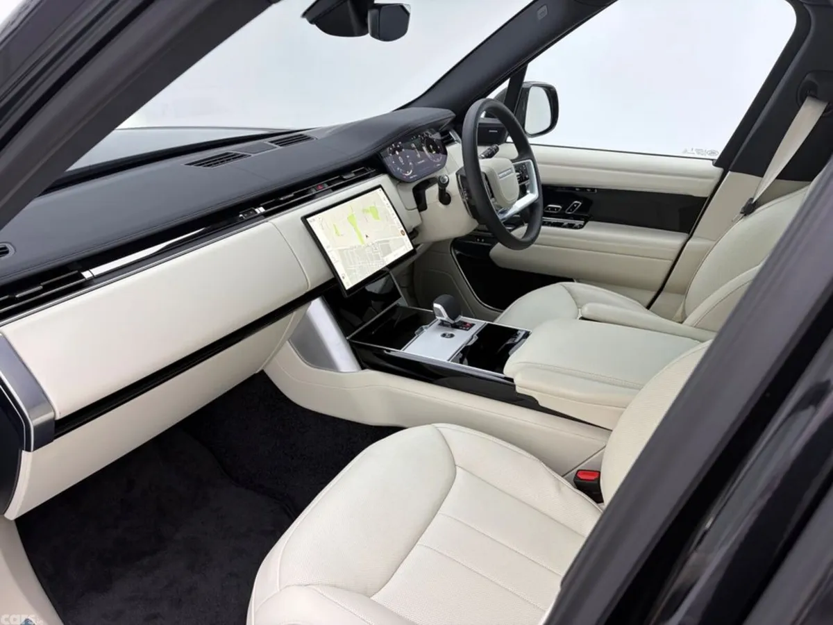 Land Rover Range Rover Estate, Petrol Plug-in Hybrid, 2026, Black