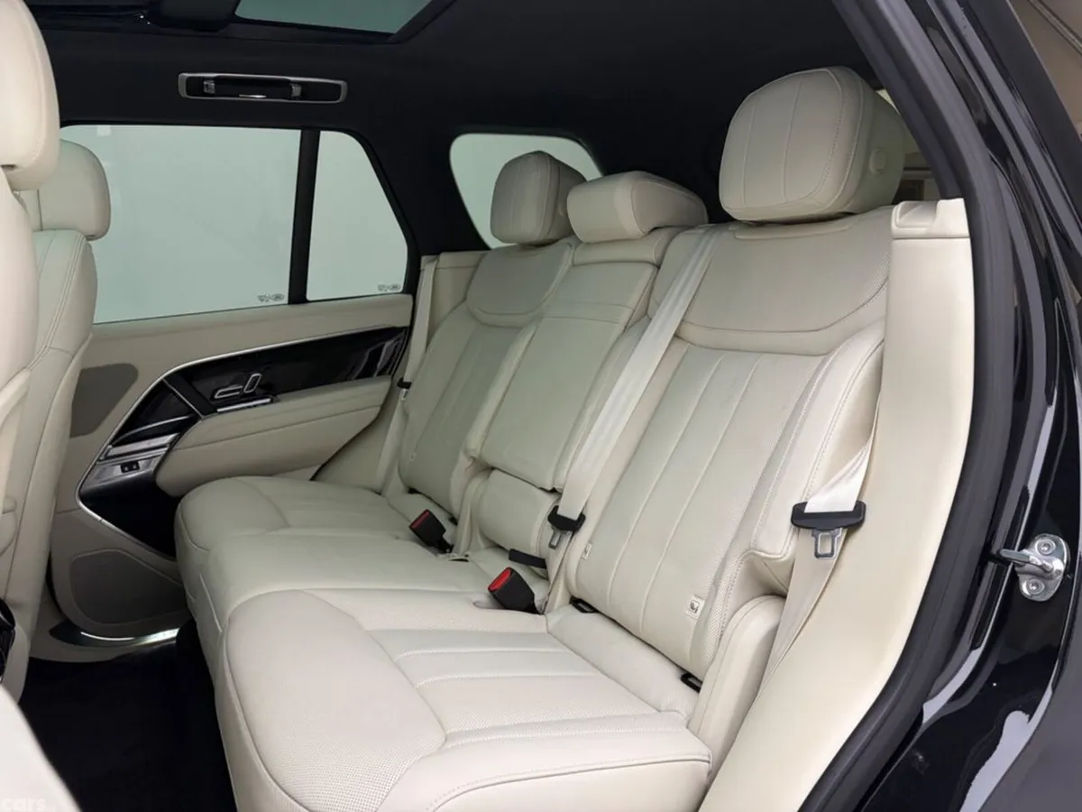 Land Rover Range Rover Estate, Petrol Plug-in Hybrid, 2026, Black