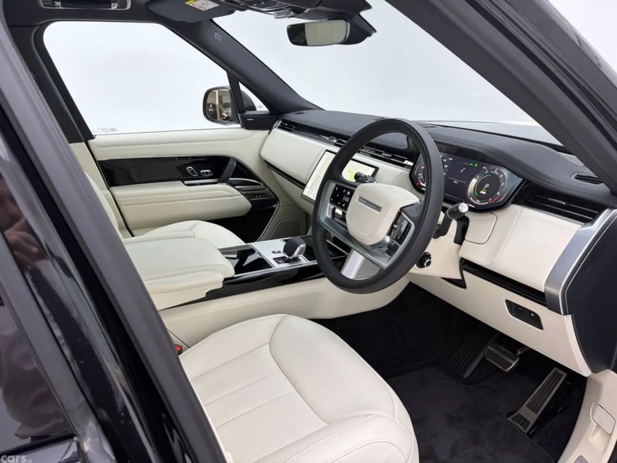Land Rover Range Rover Estate, Petrol Plug-in Hybrid, 2026, Black