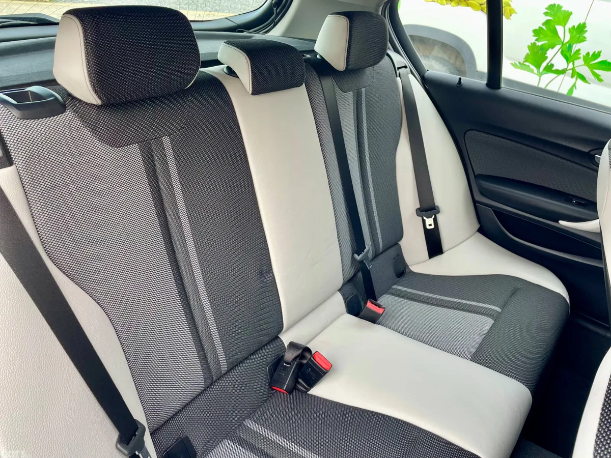 BMW 1-Series Hatchback, Diesel, 2017, Silver