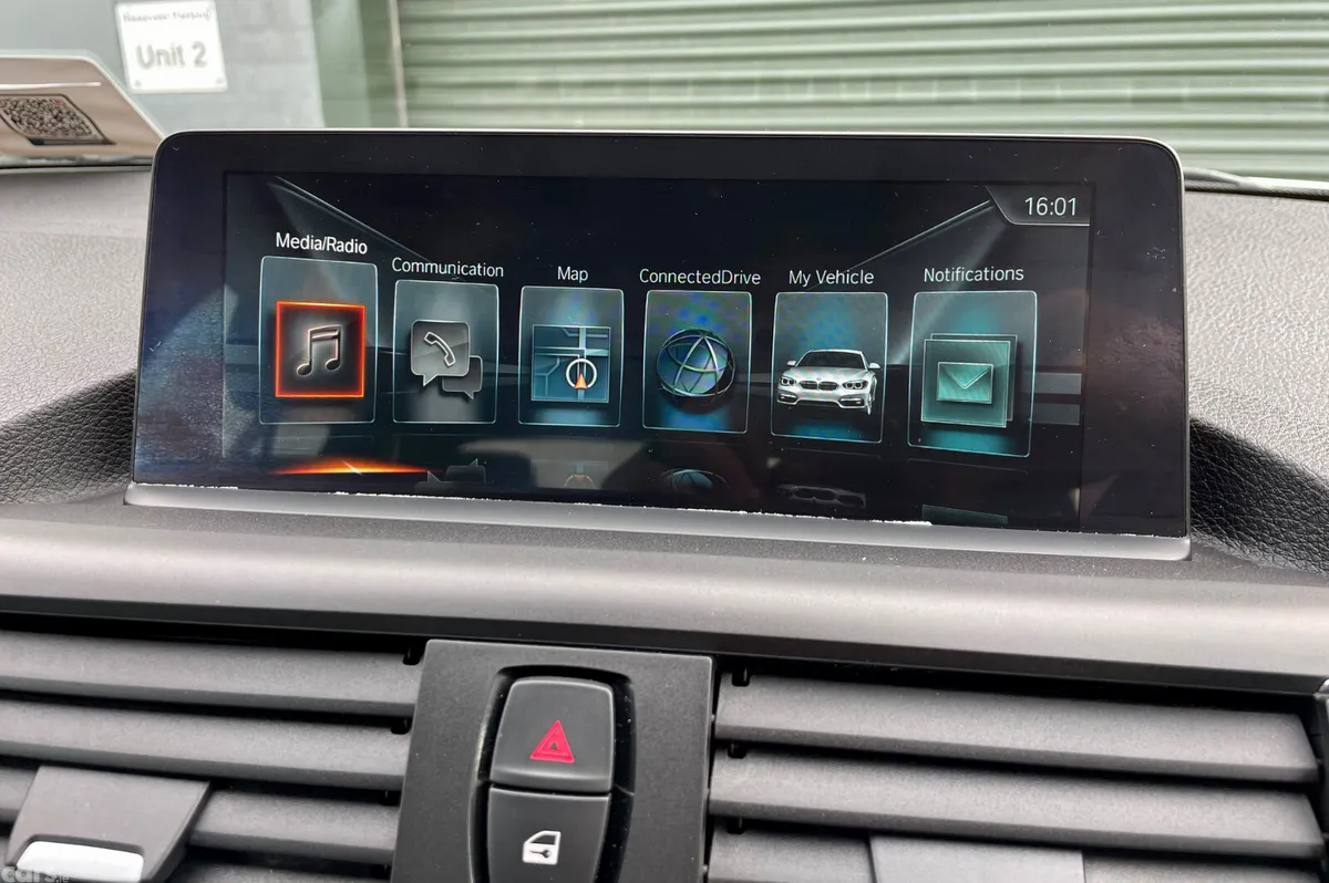 BMW 1-Series Hatchback, Diesel, 2017, Silver