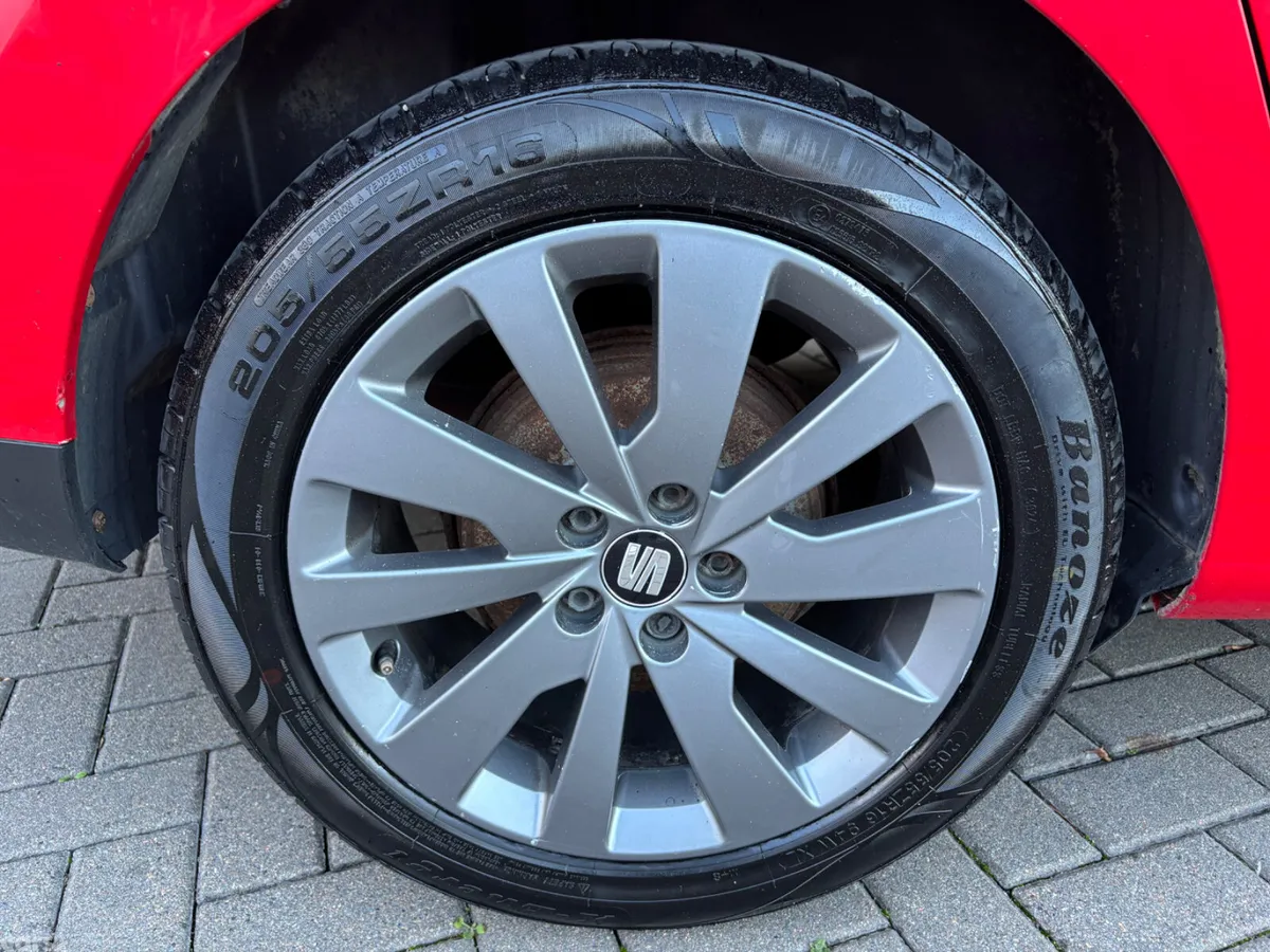SEAT Toledo Saloon, Diesel, 2015, Red
