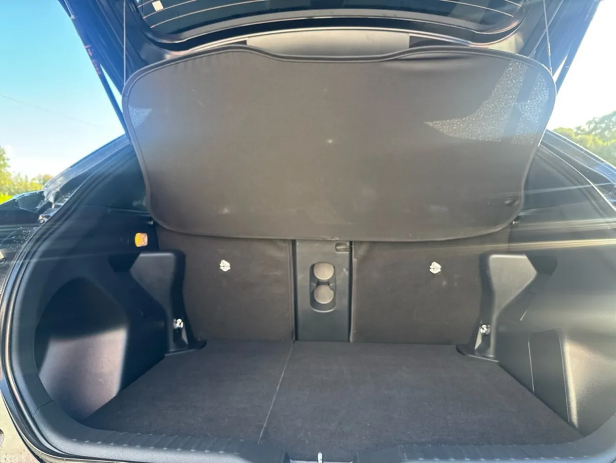 Toyota Yaris Cross SUV, Petrol Hybrid, 2026, Black