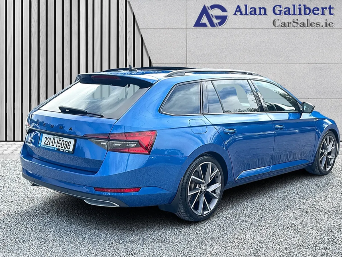 Skoda Superb Estate, Diesel, 2022, Blue